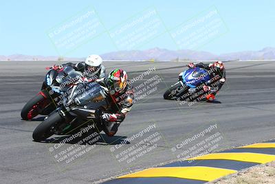 media/May-06-2024-Moto Forza (Mon) [[b33359f27d]]/1-Advanced/Session 2 (Bowl)/